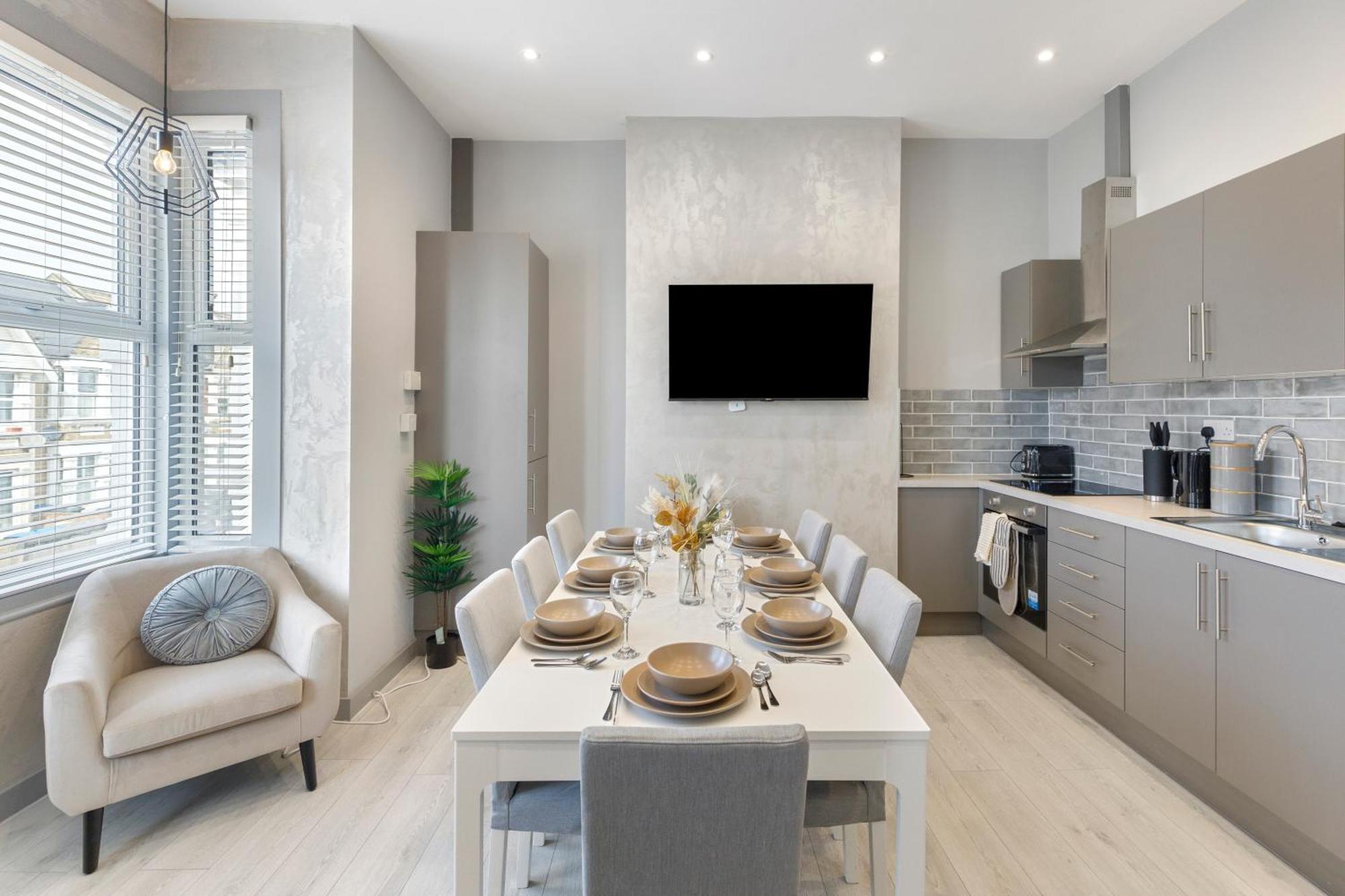 Wembley Luxury 3 Bedroom ロンドン エクステリア 写真