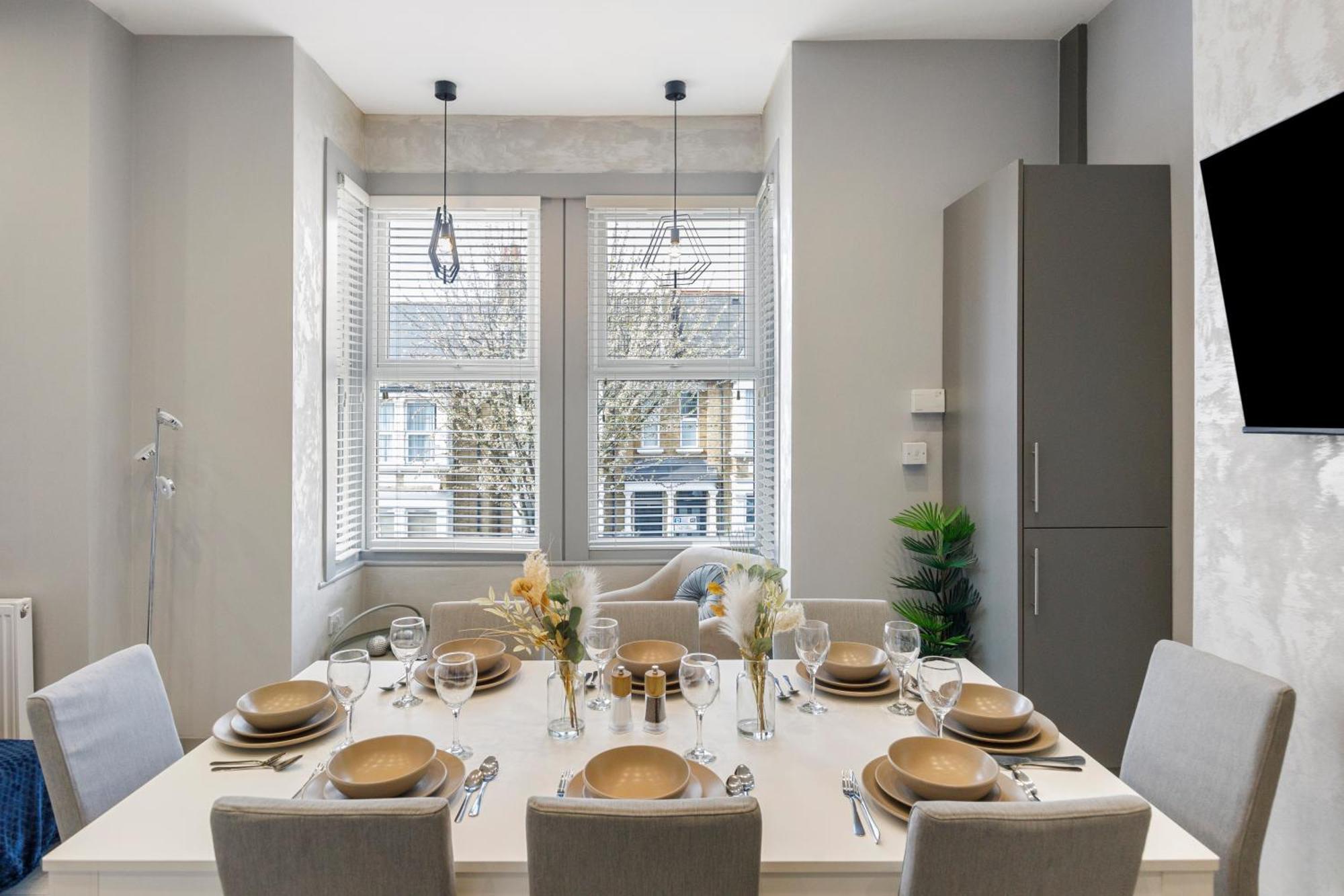 Wembley Luxury 3 Bedroom ロンドン エクステリア 写真