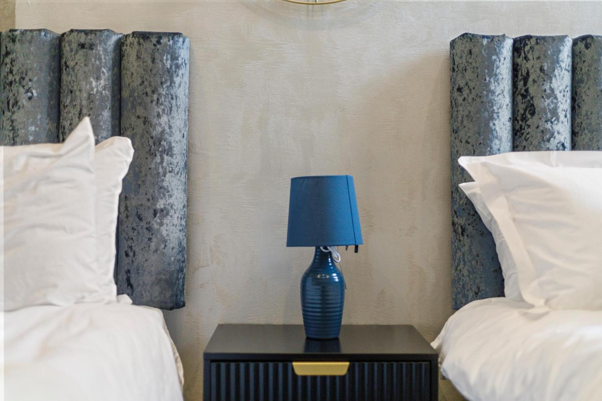 Wembley Luxury 3 Bedroom ロンドン エクステリア 写真